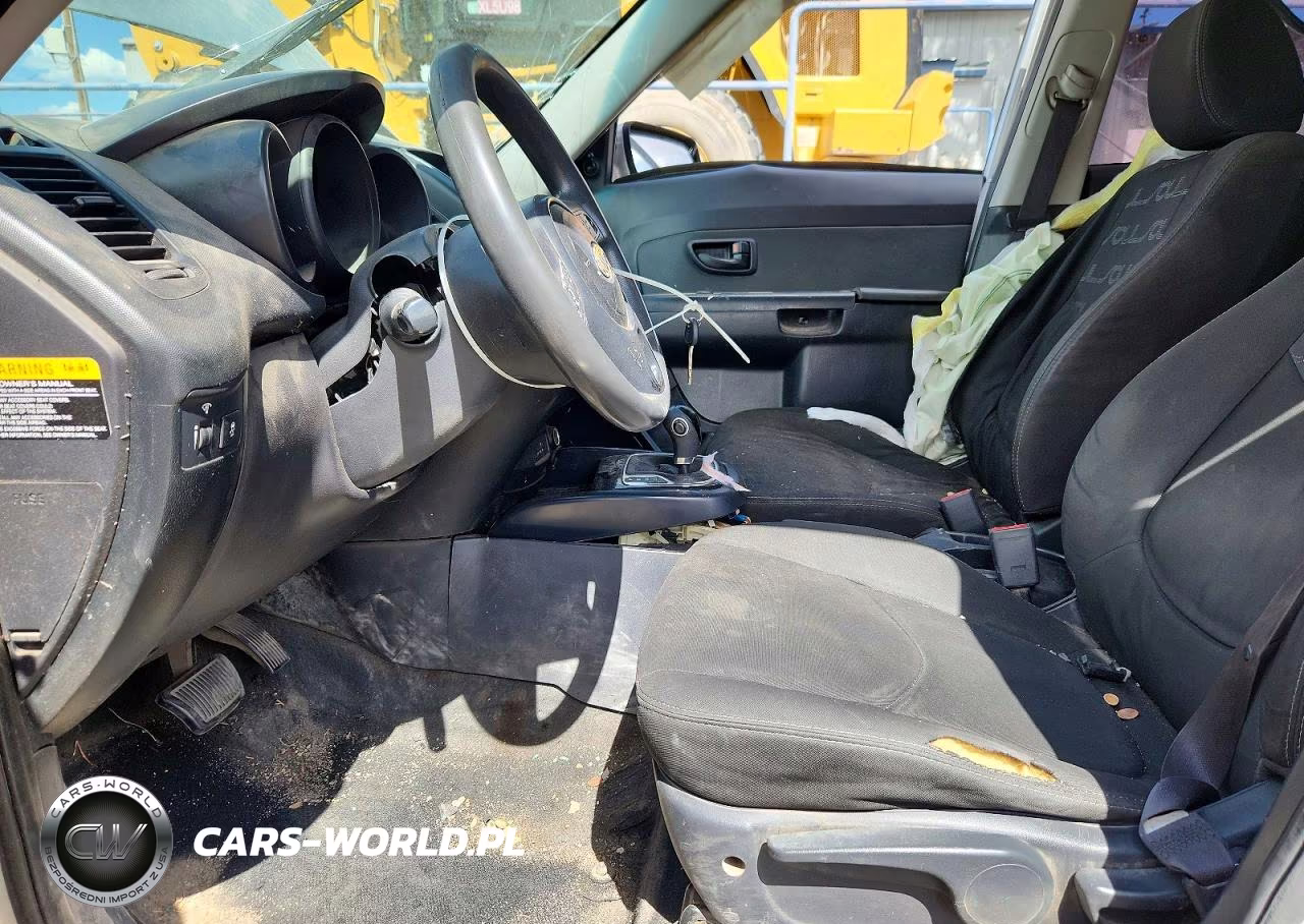 2012 Kia Soul Base VIN:KNDJT2A50C7443018 - 7