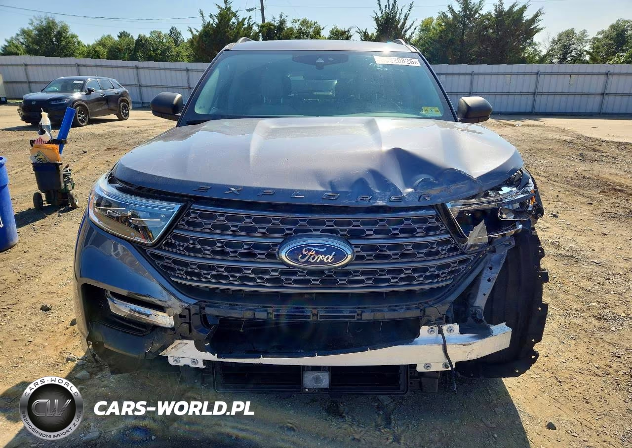 2021 Ford Explorer Xlt VIN:1FMSK8DH4MGA36641 - 5