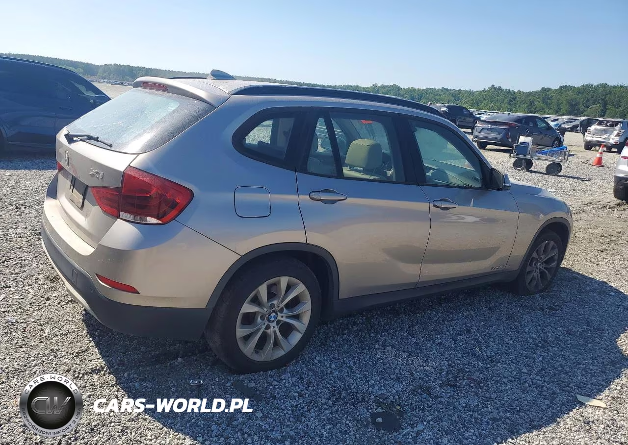 2013 BMW X1 xDrive28I VIN:WBAVL1C57DVR91228 - 3