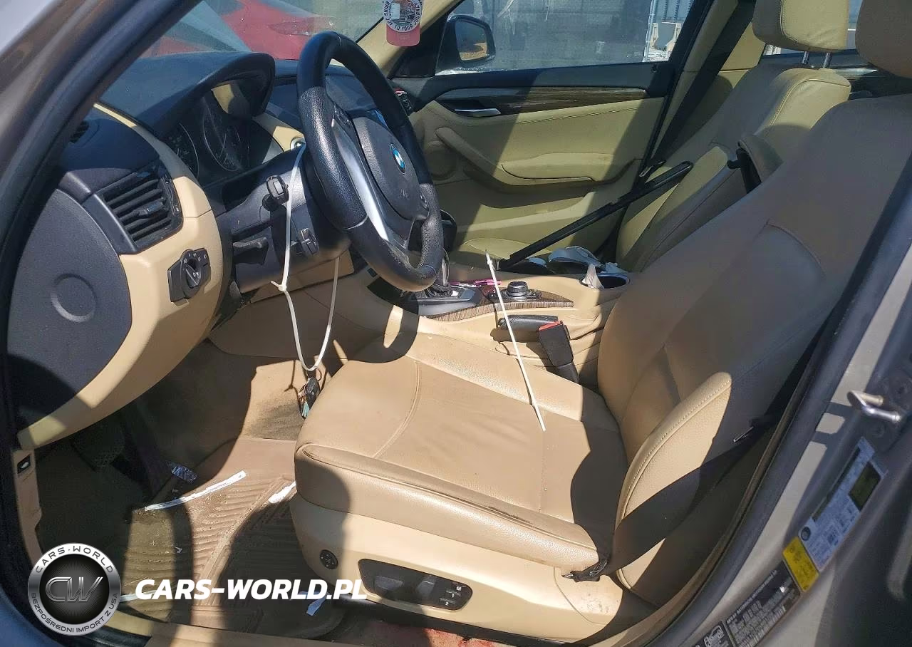 2013 BMW X1 xDrive28I VIN:WBAVL1C57DVR91228 - 7
