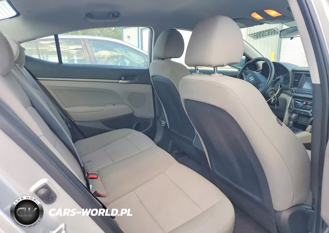 2018 Hyundai Elantra Sel VIN:5NPD84LF0JH320988 - 10