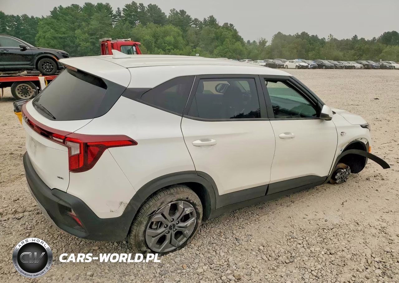 2025 Kia Seltos Lx VIN:KNDEPCAA9S7728985 - 3