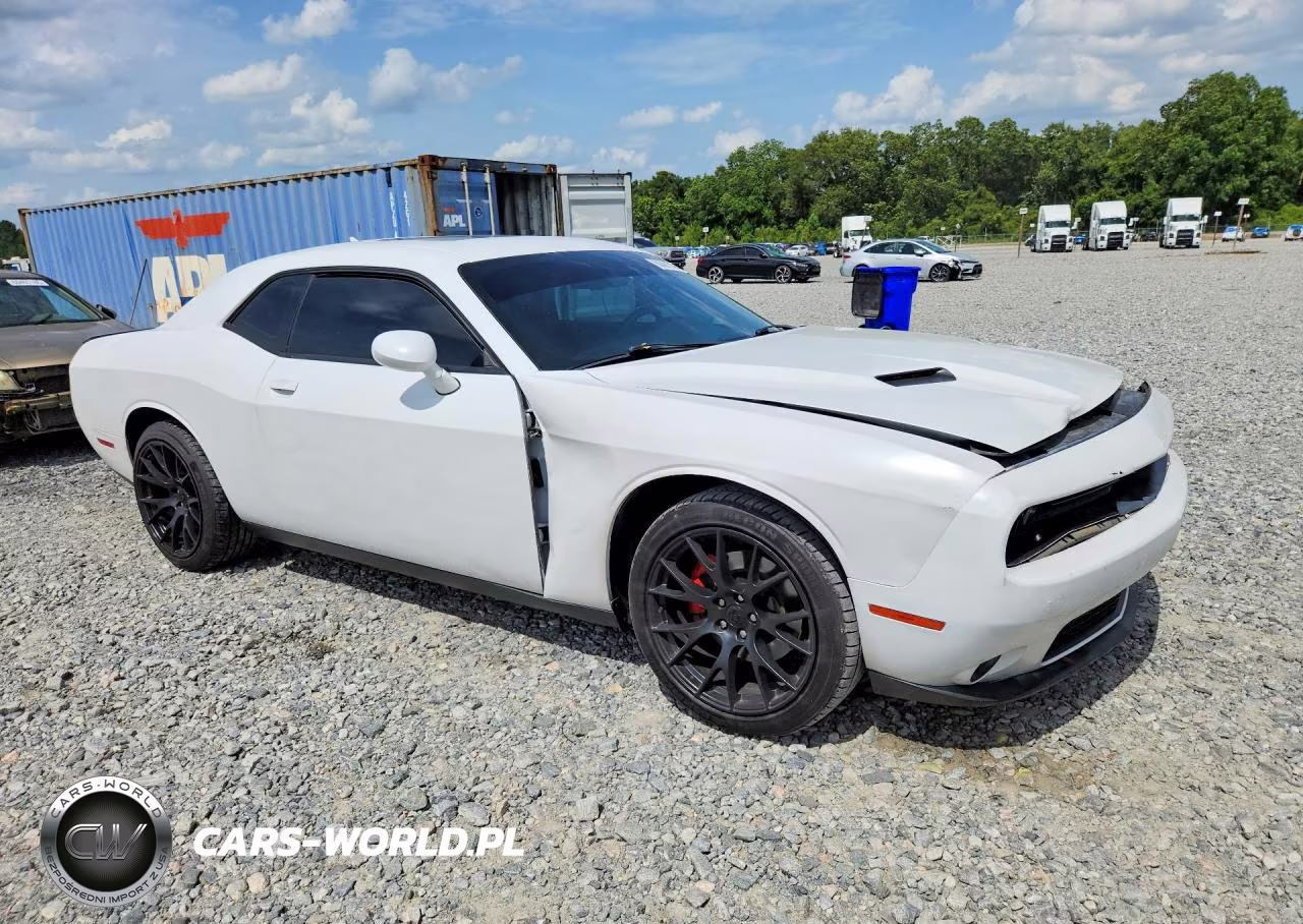 2016 Dodge Challenger Sxt VIN:2C3CDZAG7GH166317 - 4