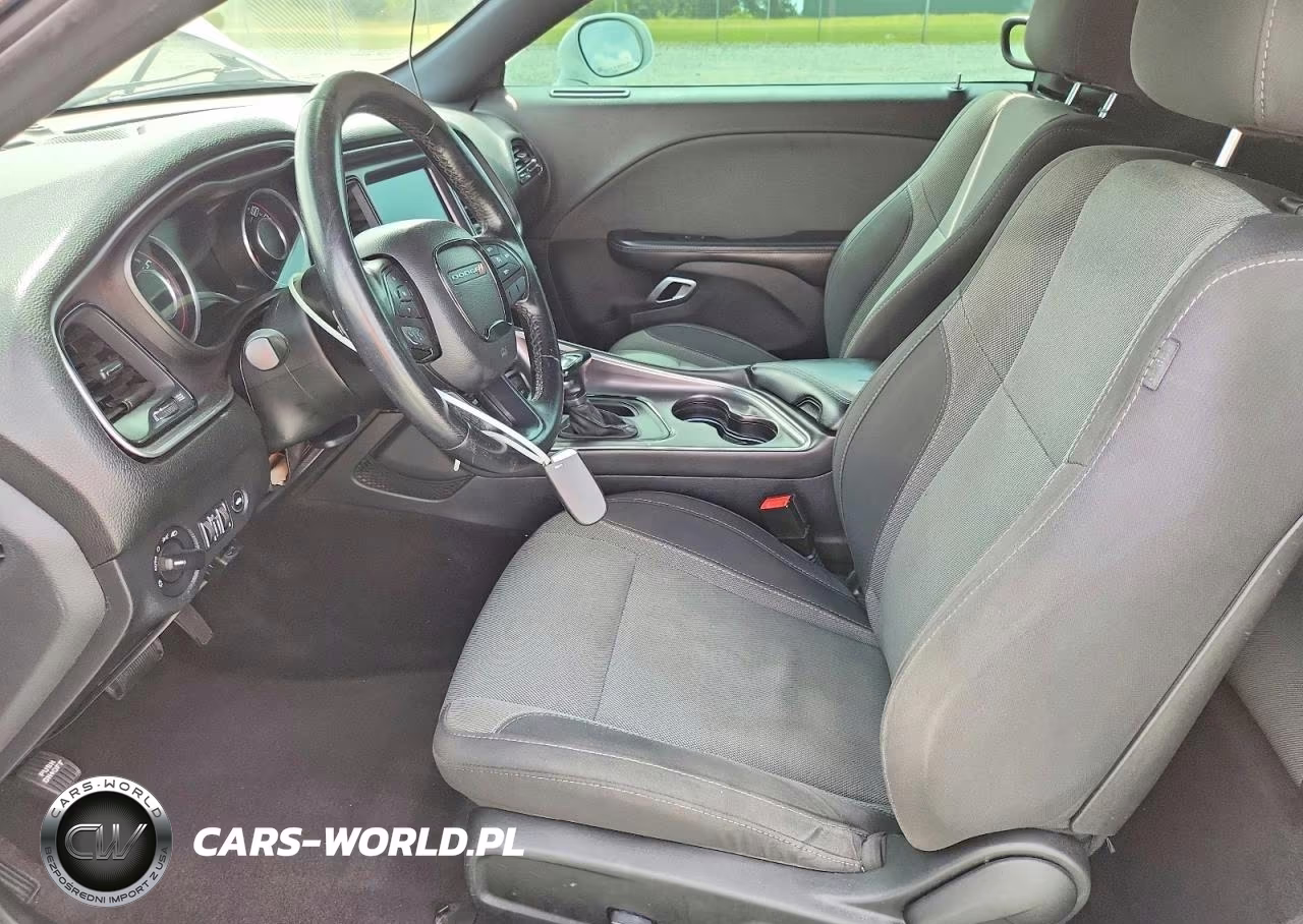 2016 Dodge Challenger Sxt VIN:2C3CDZAG7GH166317 - 7