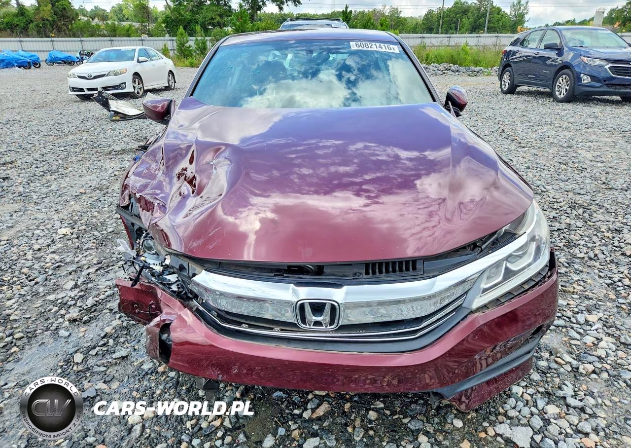 2017 Honda Accord Sport Special Edition VIN:1HGCR2F17HA117581 - 5