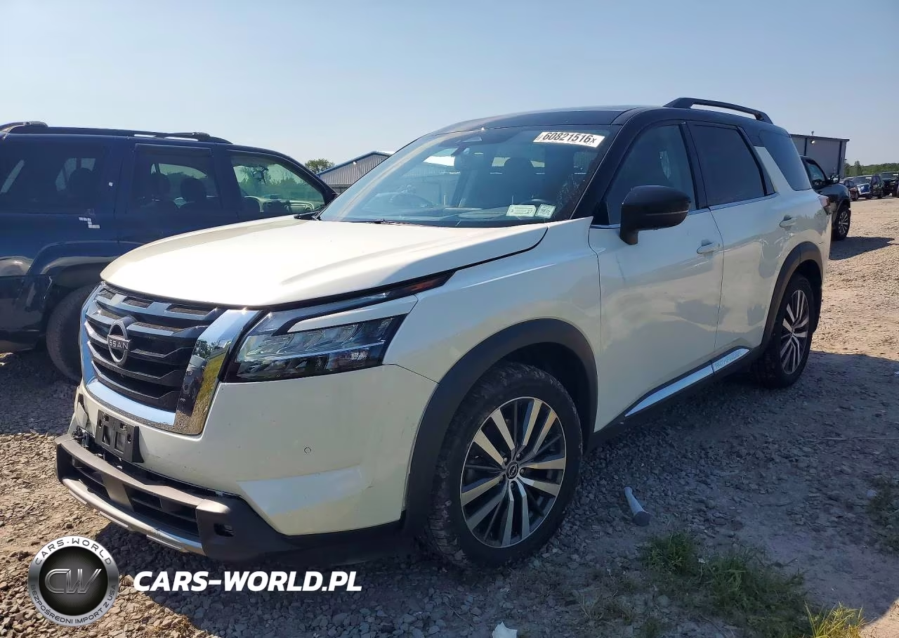 2022 Nissan Pathfinder Platinum – zdjęcie 1 z 14