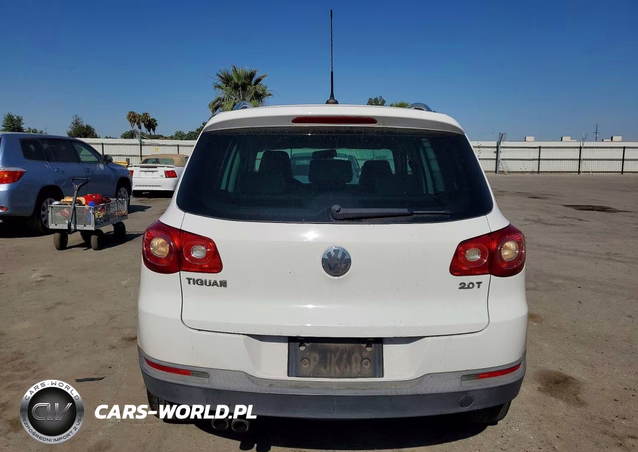 2011 Volkswagen Tiguan S VIN:WVGAV7AXXBW502181 - 6