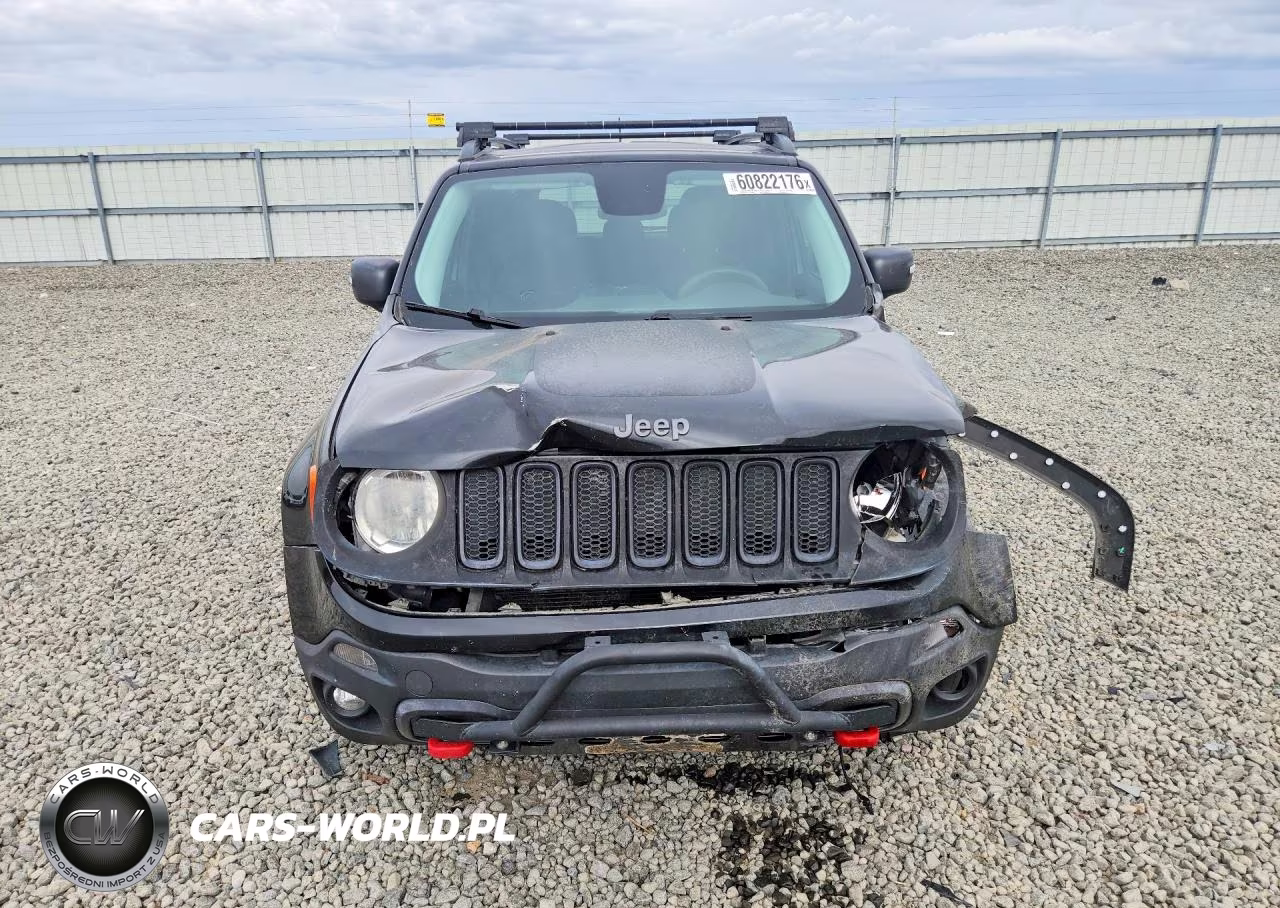 2016 Jeep Renegade Trailhawk VIN:ZACCJBCT5GPD81165 - 5