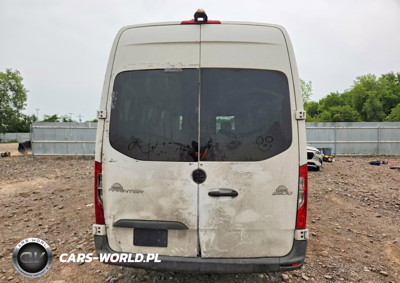 2019 Mercedes-Benz Sprinter 2500-3500 VIN:WD4PF1CD7KP042571 - 6