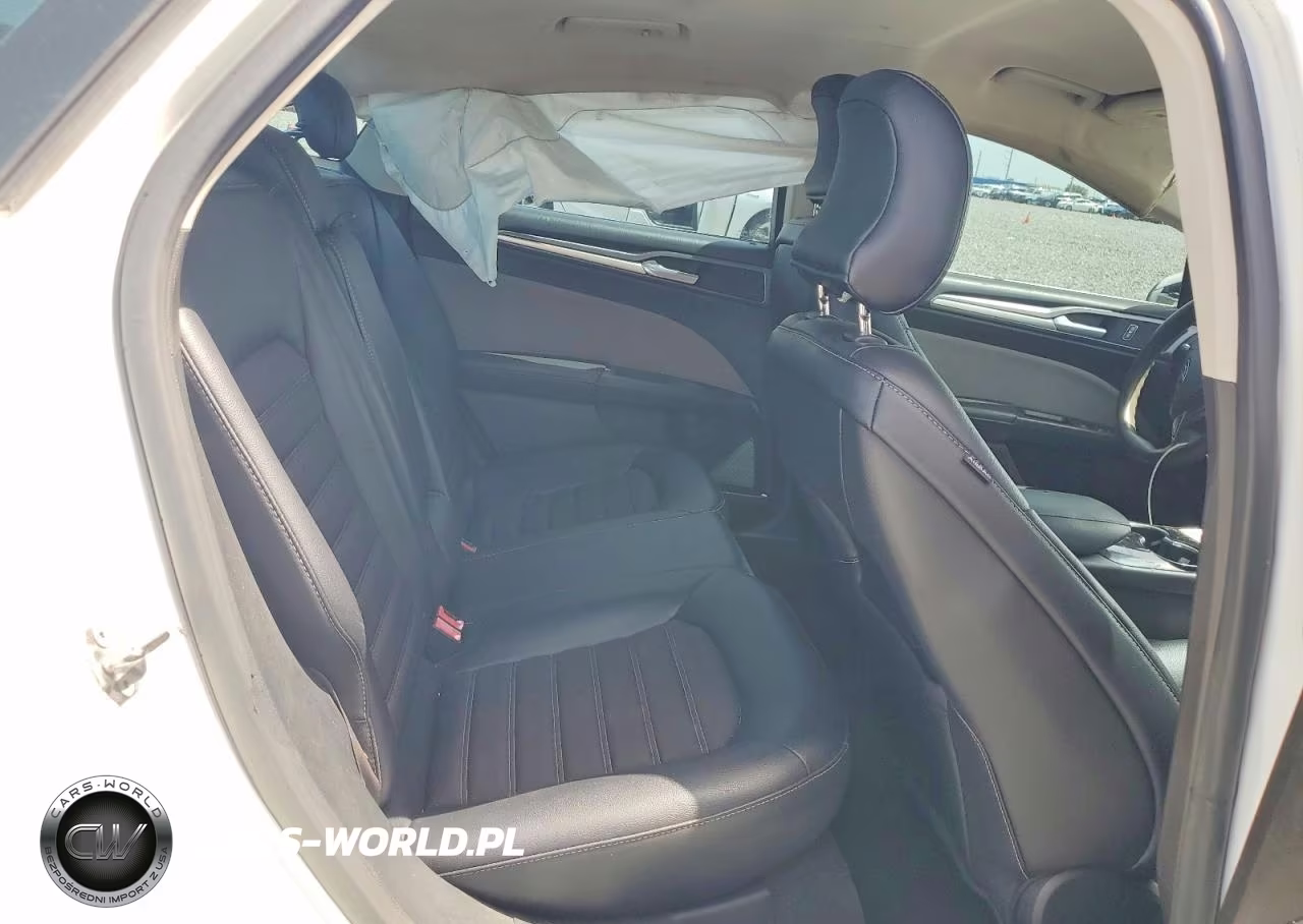 2016 Ford Fusion S VIN:3FA6P0G70GR302364 - 10