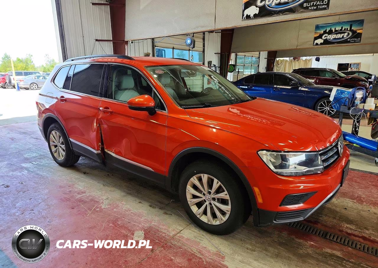 2018 Volkswagen Tiguan Se VIN:3VV2B7AX0JM074574 - 4