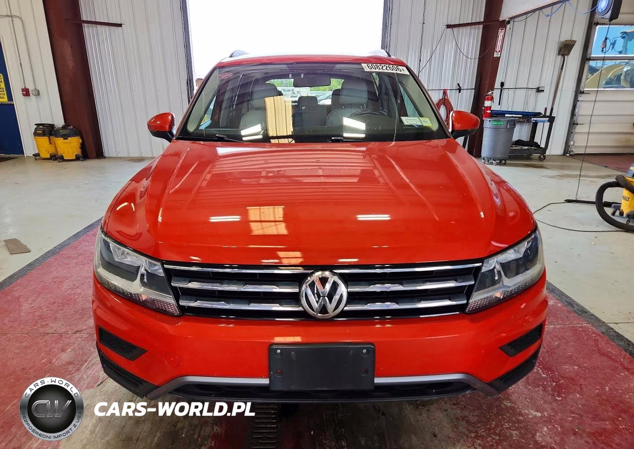 2018 Volkswagen Tiguan Se VIN:3VV2B7AX0JM074574 - 5