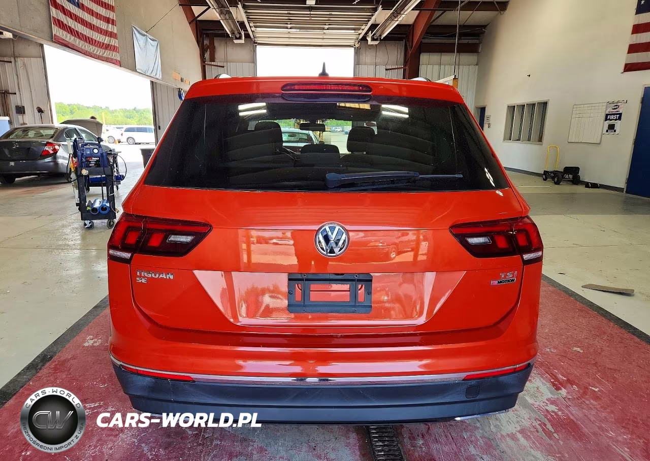 2018 Volkswagen Tiguan Se VIN:3VV2B7AX0JM074574 - 6