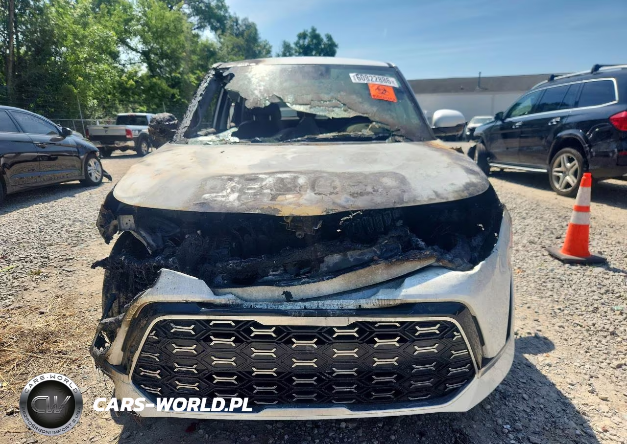 2023 Kia Soul Gt Line VIN:KNDJ53AU8P7846385 - 5