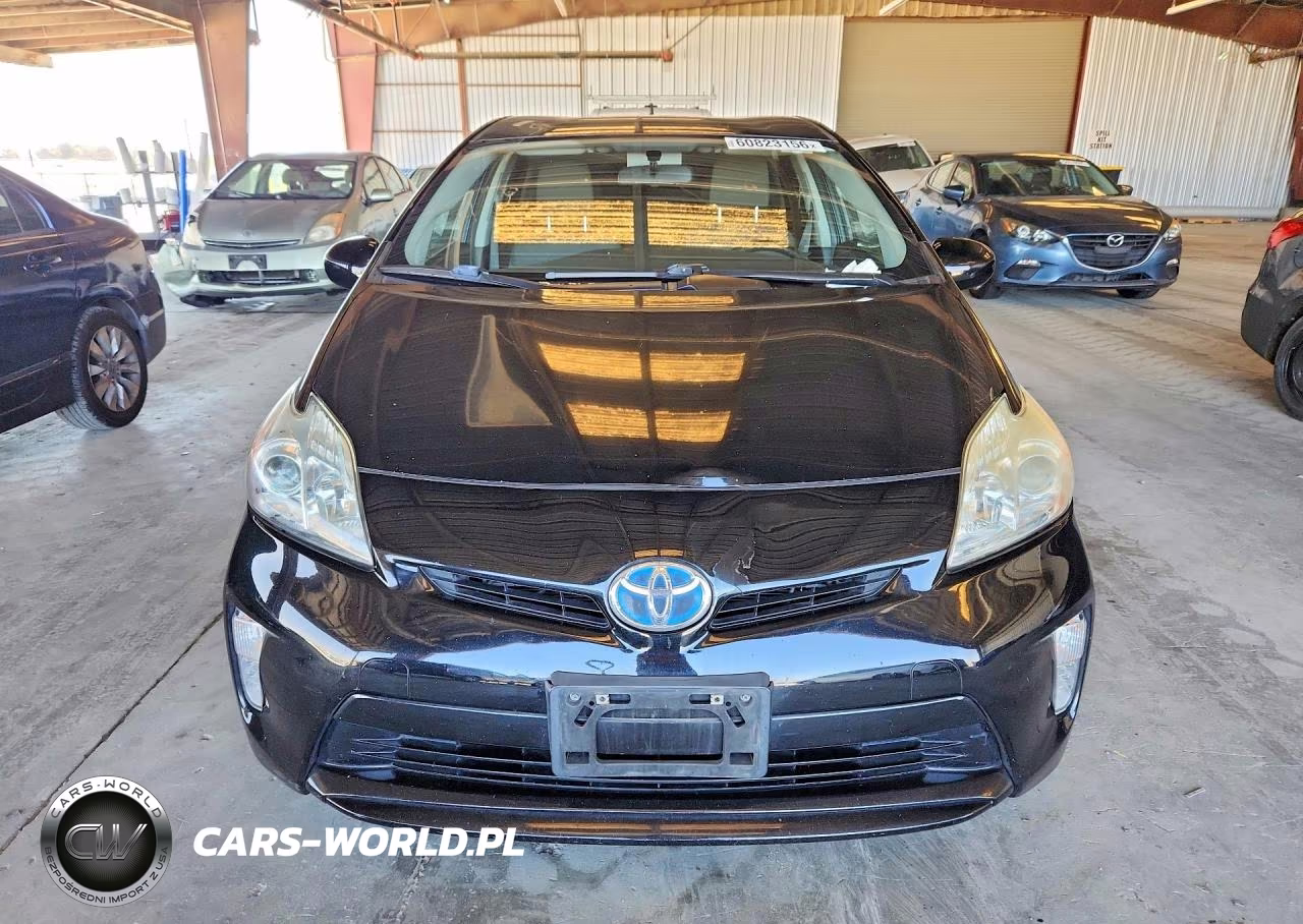 2014 Toyota Prius Two VIN:JTDKN3DUXE0369738 - 5