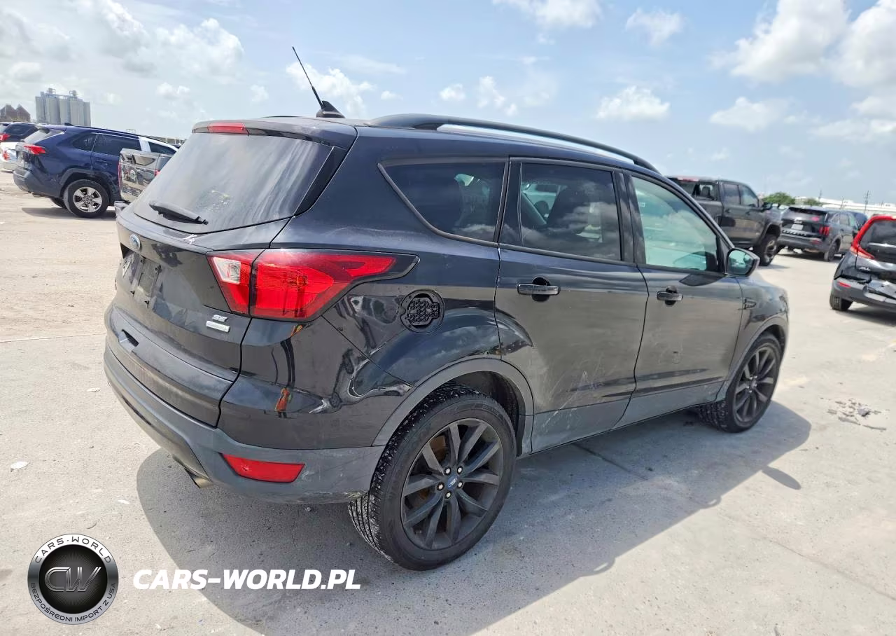 2019 Ford Escape Se VIN:1FMCU0GD8KUB07279 - 3
