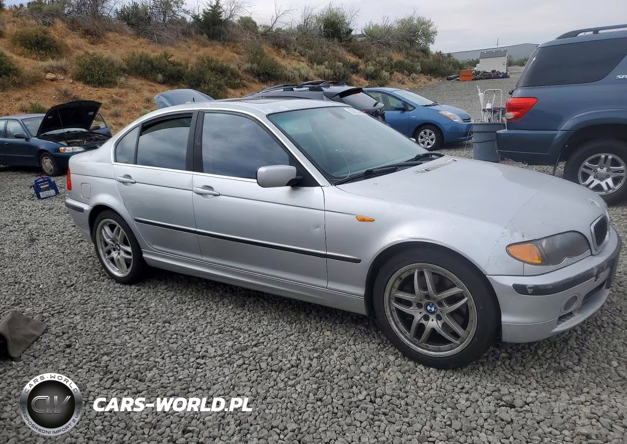2004 BMW 330 Xi VIN:WBAEW53404PN36456 - 4