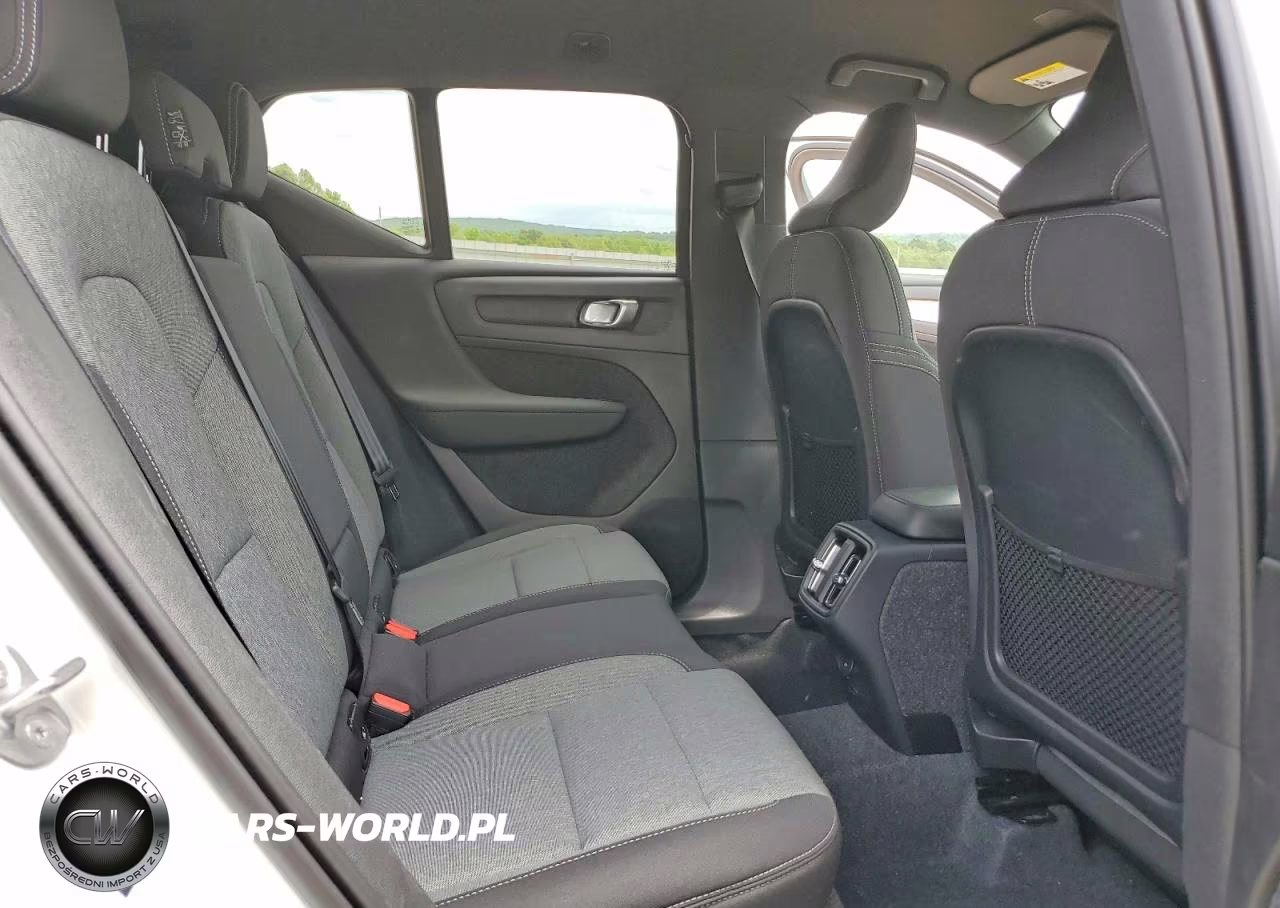 2025 Volvo Xc40 Core VIN:YV4L12UJ7S2543813 - 11