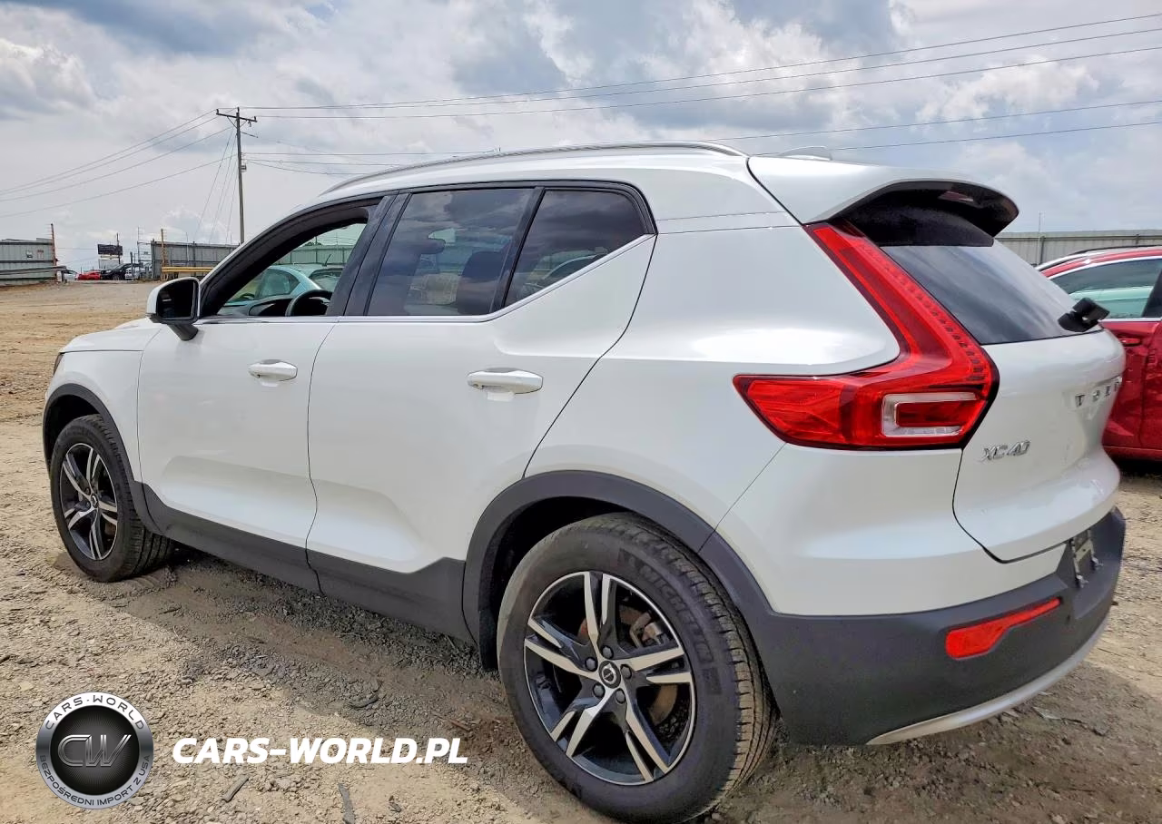 2025 Volvo Xc40 Core VIN:YV4L12UJ7S2543813 - 2