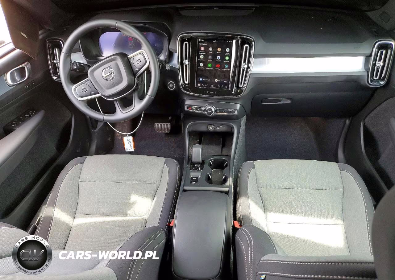2025 Volvo Xc40 Core VIN:YV4L12UJ7S2543813 - 8