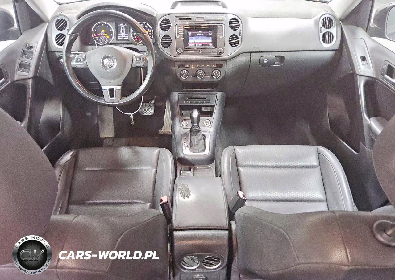 2016 Volkswagen Tiguan S VIN:WVGAV7AX0GW546343 - 8