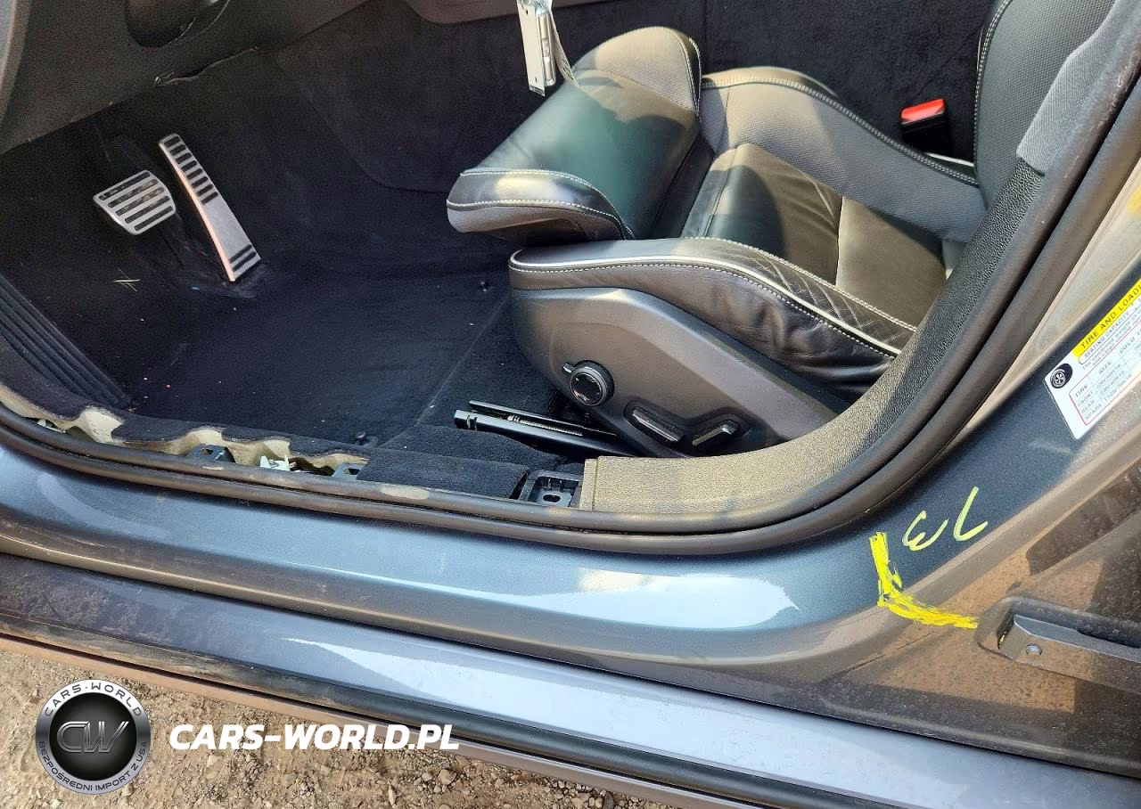 2019 Volvo S60 T6 R-Design VIN:7JRA22TM6KG015185 - 12