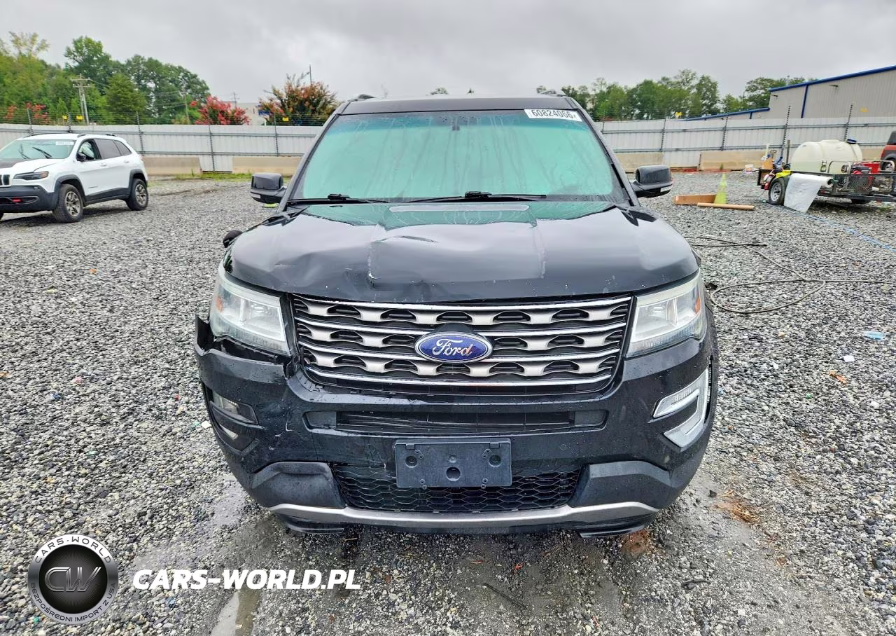2017 Ford Explorer Xlt VIN:1FM5K7D86HGB49407 - 5