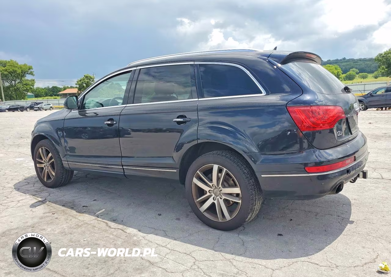 2015 Audi Q7 Premium Plus VIN:WA1LGAFE4FD017395 - 2