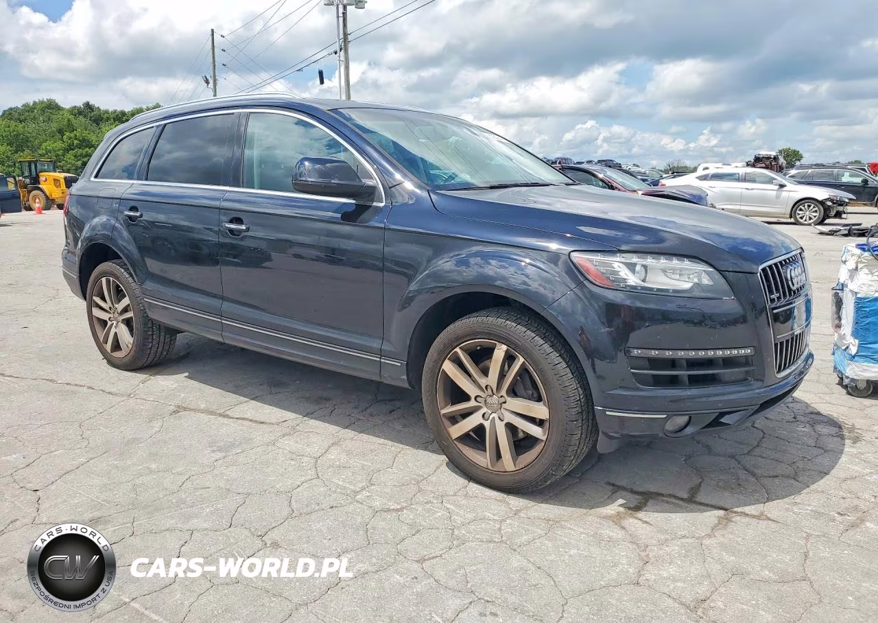 2015 Audi Q7 Premium Plus VIN:WA1LGAFE4FD017395 - 4