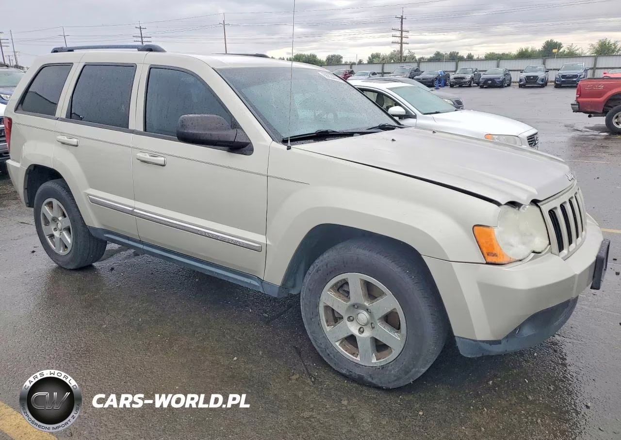 2010 Jeep Grand Cherokee Laredo VIN:1J4PR4GKXAC130753 - 4