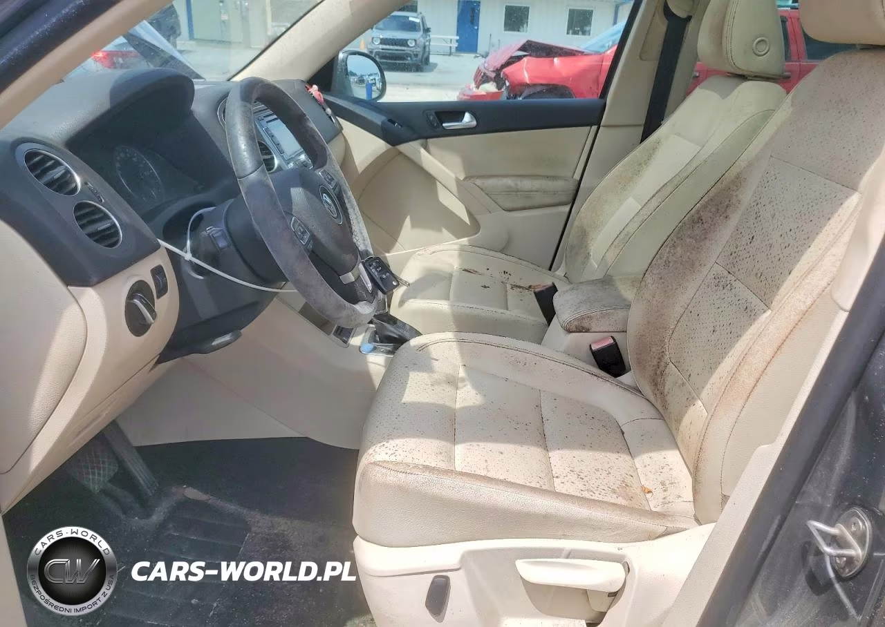 2012 Volkswagen Tiguan S VIN:WVGAV7AX0CW003956 - 7