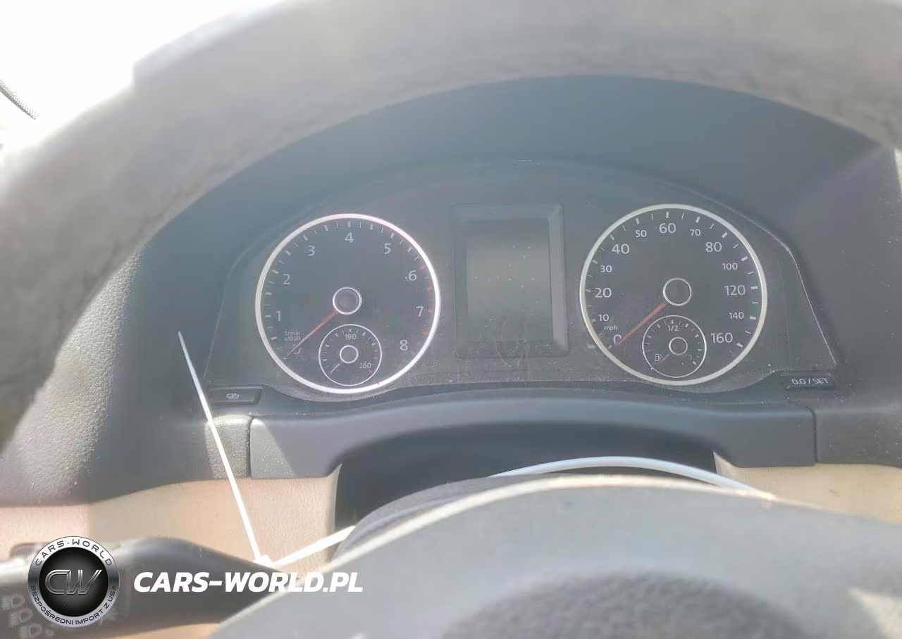 2012 Volkswagen Tiguan S VIN:WVGAV7AX0CW003956 - 9