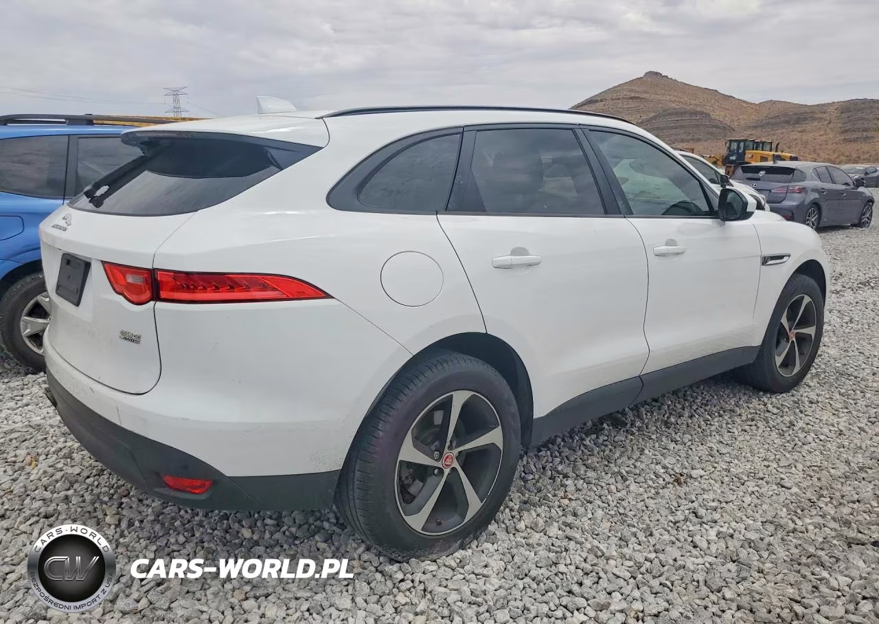 2017 Jaguar F-Pace Premium VIN:SADCJ2BN5HA494770 - 3