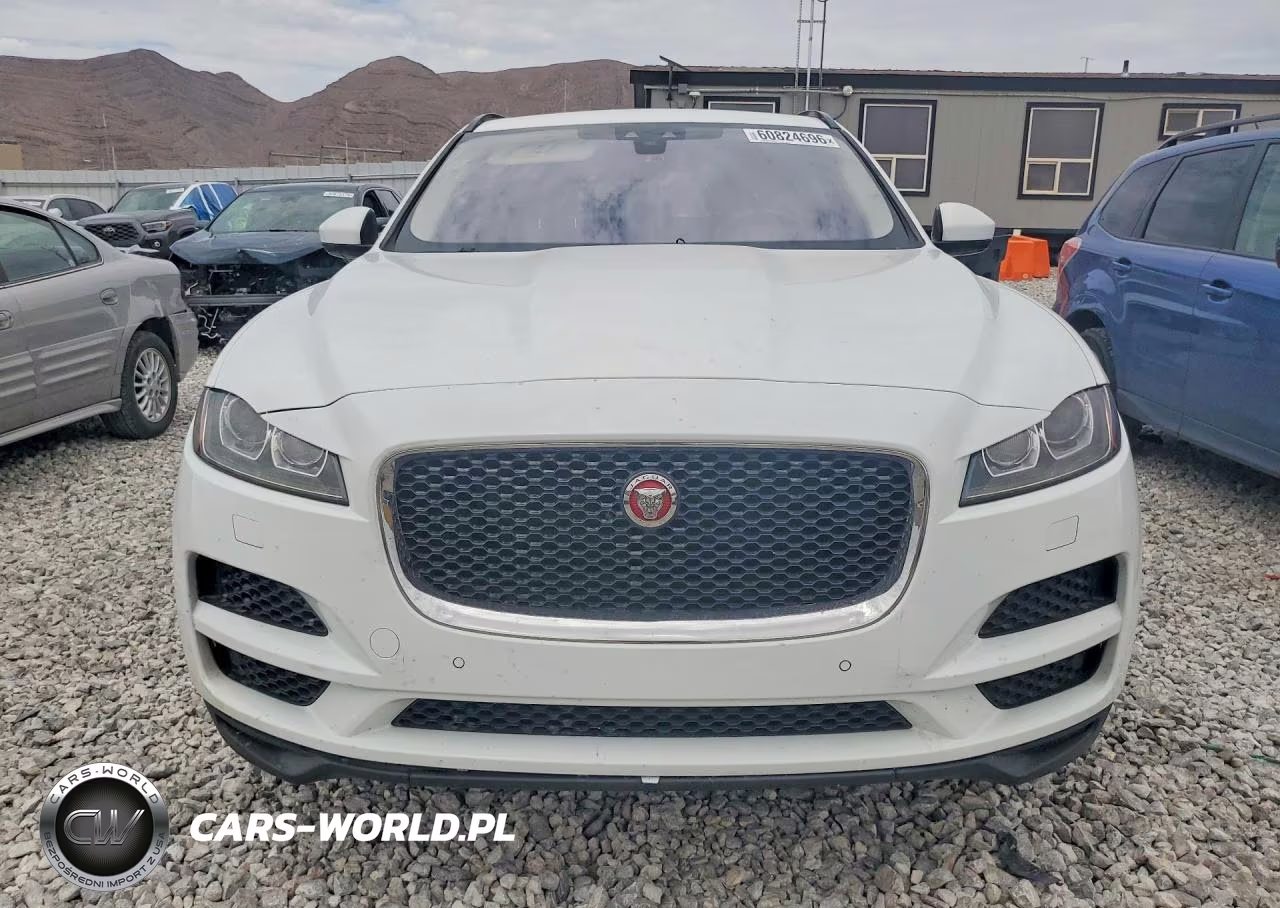 2017 Jaguar F-Pace Premium VIN:SADCJ2BN5HA494770 - 5
