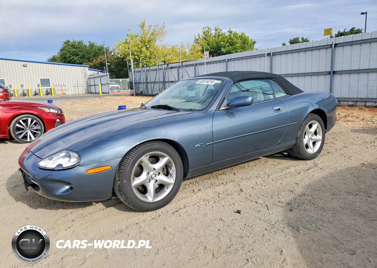 2000 Jaguar Xk8