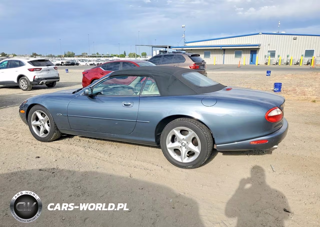 2000 Jaguar Xk8 VIN:SAJJA42C0YNA10921 - 2