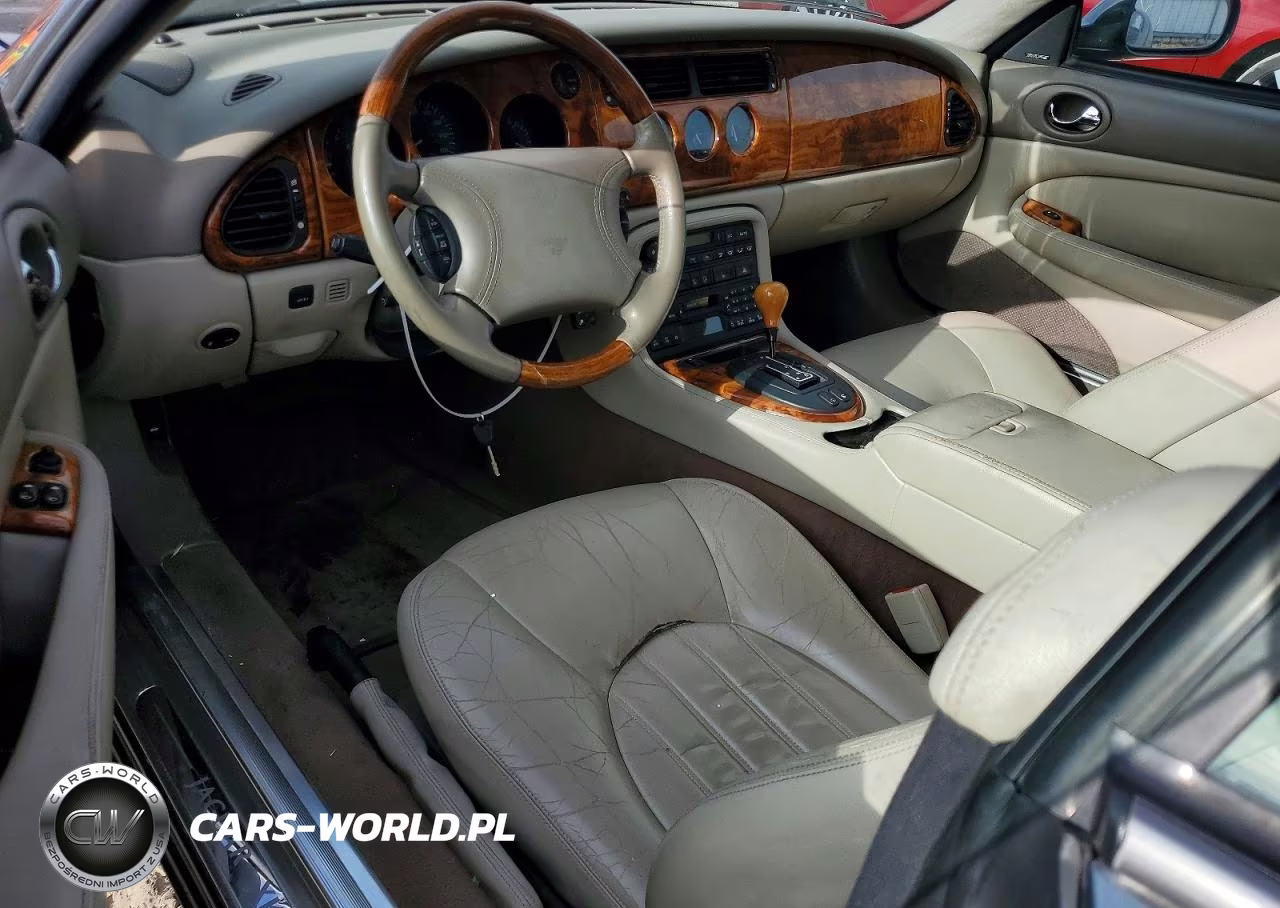 2000 Jaguar Xk8 VIN:SAJJA42C0YNA10921 - 8