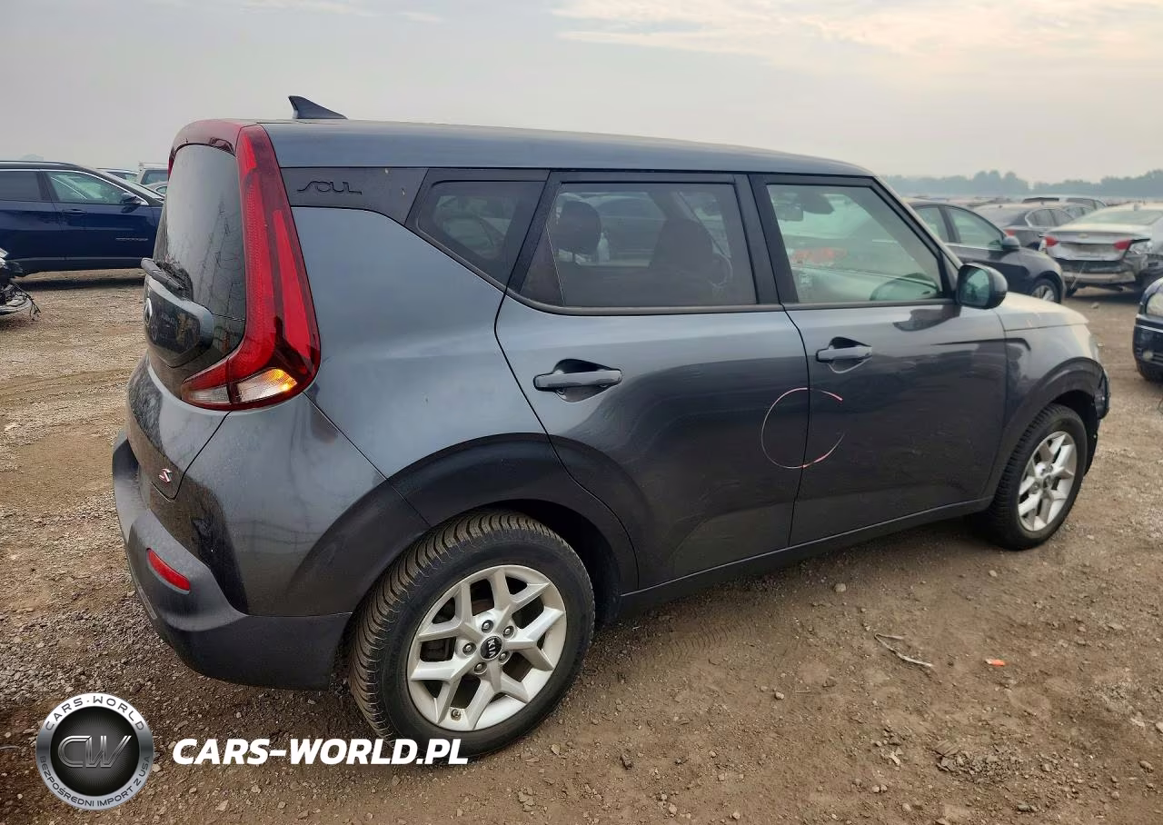 2020 Kia Soul S VIN:KNDJ23AU5L7065908 - 3