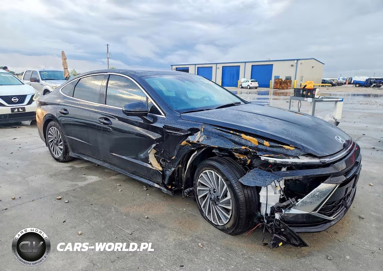 2026 Hyundai Sonata Hybrid Limited VIN:KMHL54JJ4TA155965 - 4