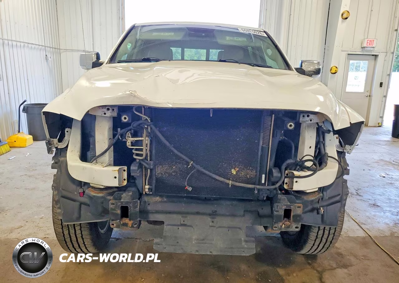 2017 Ram 1500 Laramie VIN:1C6RR7NT8HS692878 - 5