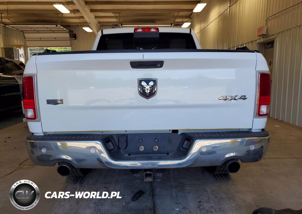 2017 Ram 1500 Laramie VIN:1C6RR7NT8HS692878 - 6
