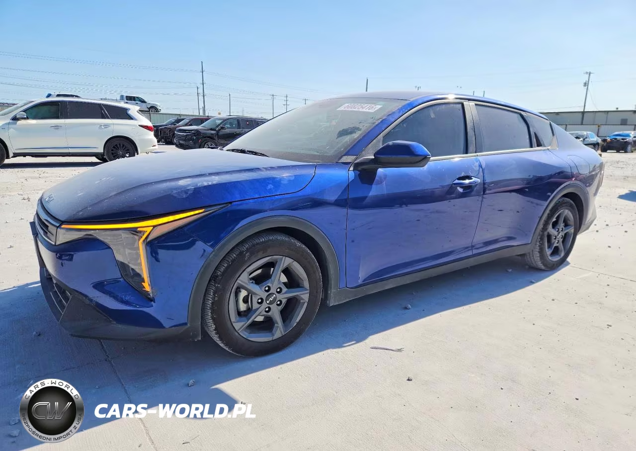 2025 Kia K4 Lxs VIN:3KPFT4DE1SE239890 - 1