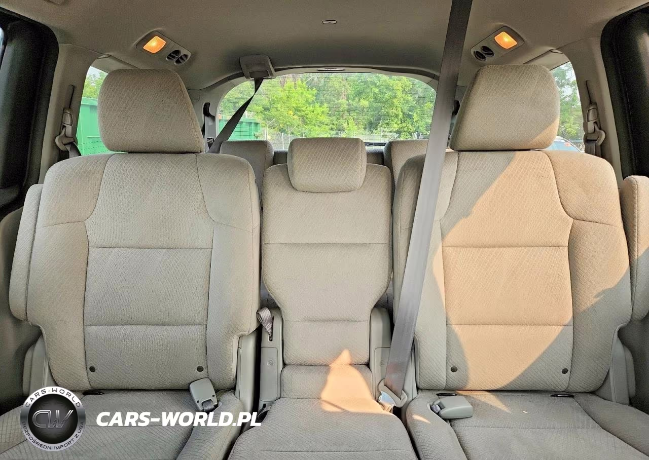 2016 Honda Odyssey Se VIN:5FNRL5H36GB078448 - 10