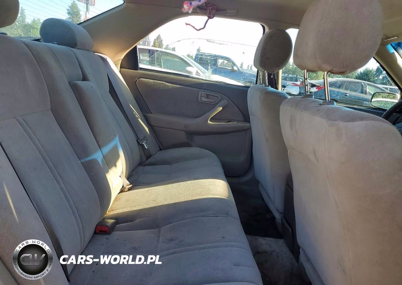 1999 Toyota Camry Ce VIN:4T1BG22K1XU573017 - 10