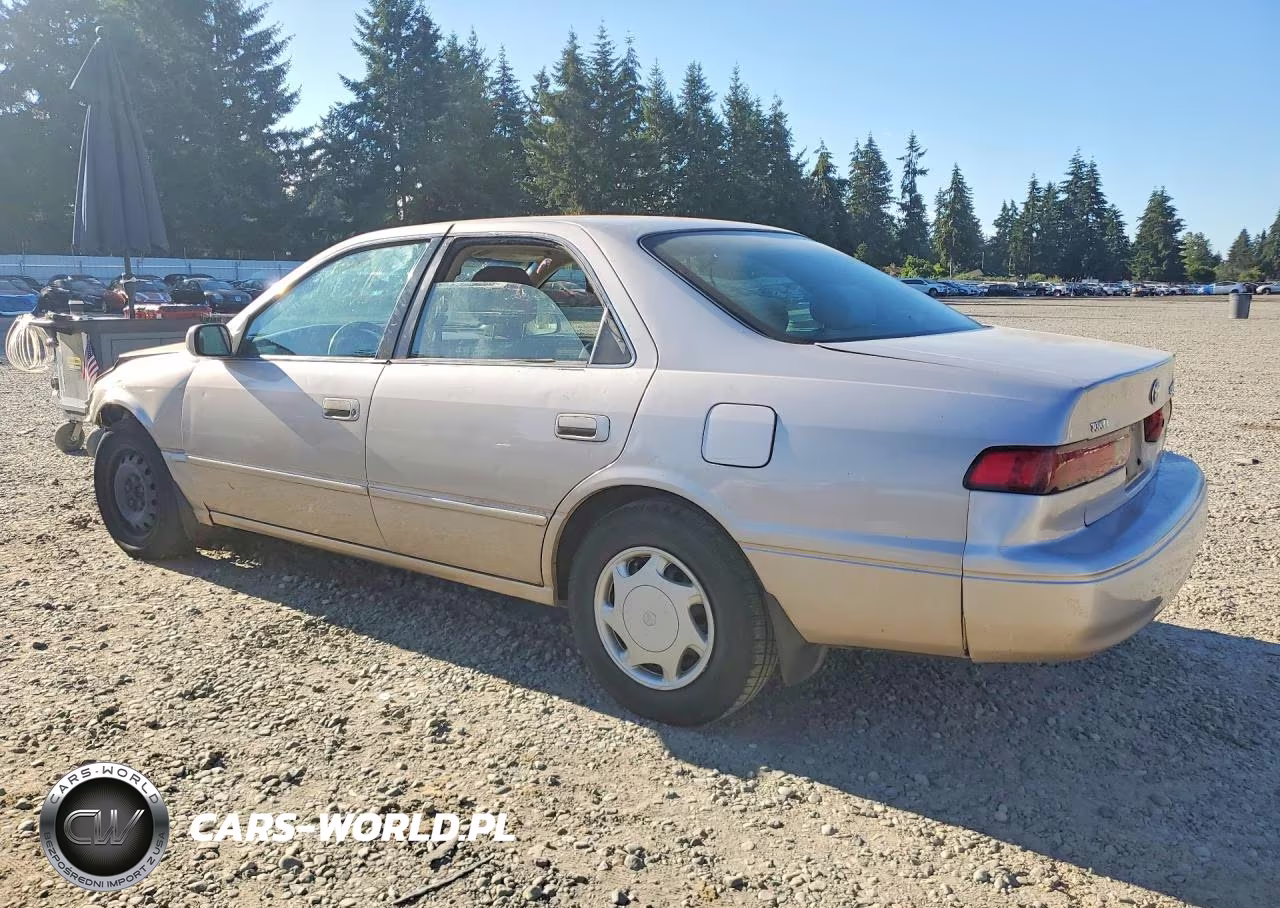 1999 Toyota Camry Ce VIN:4T1BG22K1XU573017 - 2