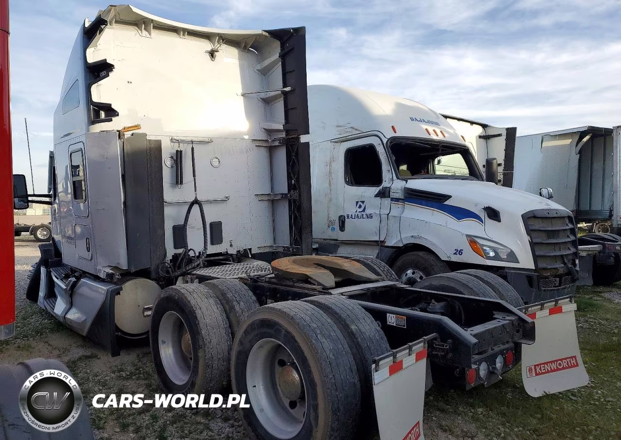 2023 Kenworth T680 Semi Truck VIN:1XKYD49X6PJ240967 - 3