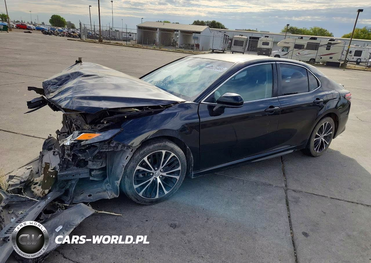 2018 Toyota Camry Se – zdjęcie 1 z 13