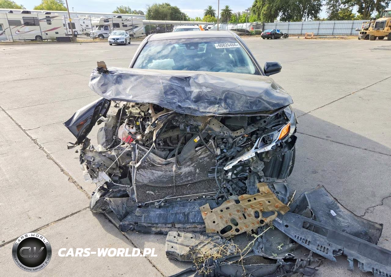 2018 Toyota Camry Se VIN:4T1B11HK4JU083939 - 5