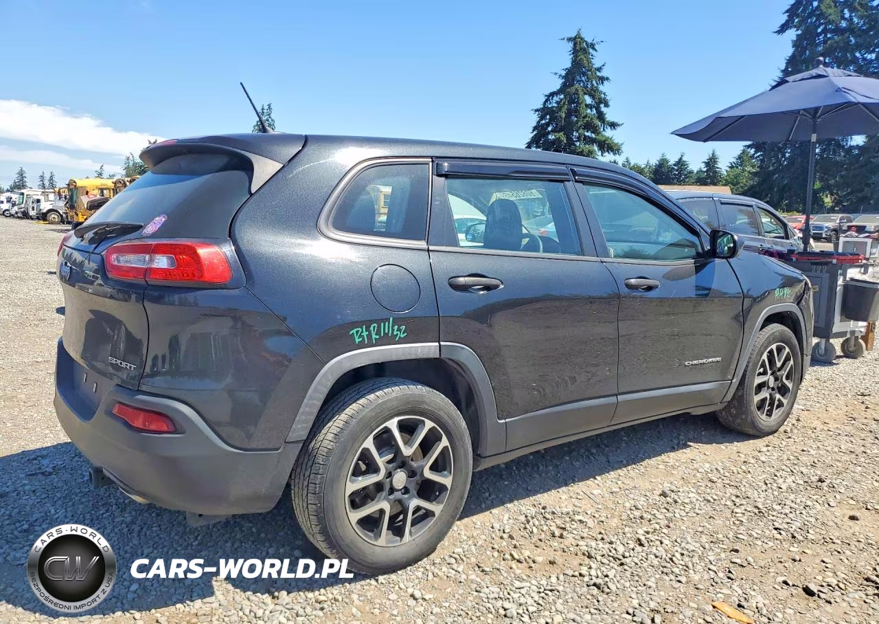 2014 Jeep Cherokee Sport VIN:1C4PJLAS4EW244882 - 3