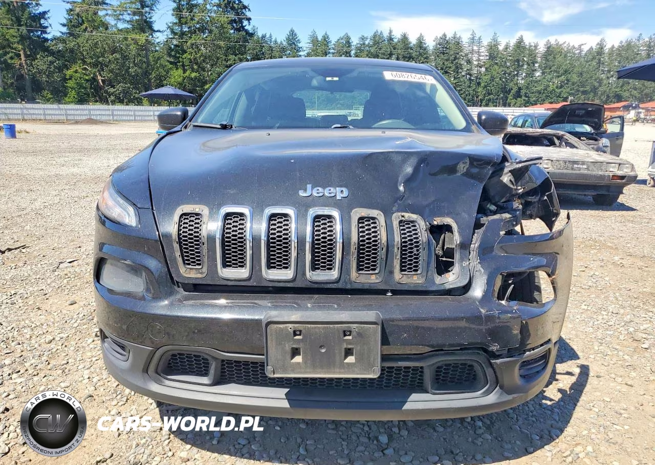 2014 Jeep Cherokee Sport VIN:1C4PJLAS4EW244882 - 5